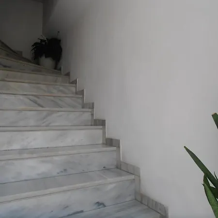 Diana 게스트하우스 4*